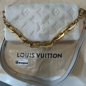 Louis Vuitton - Pochette Coussin